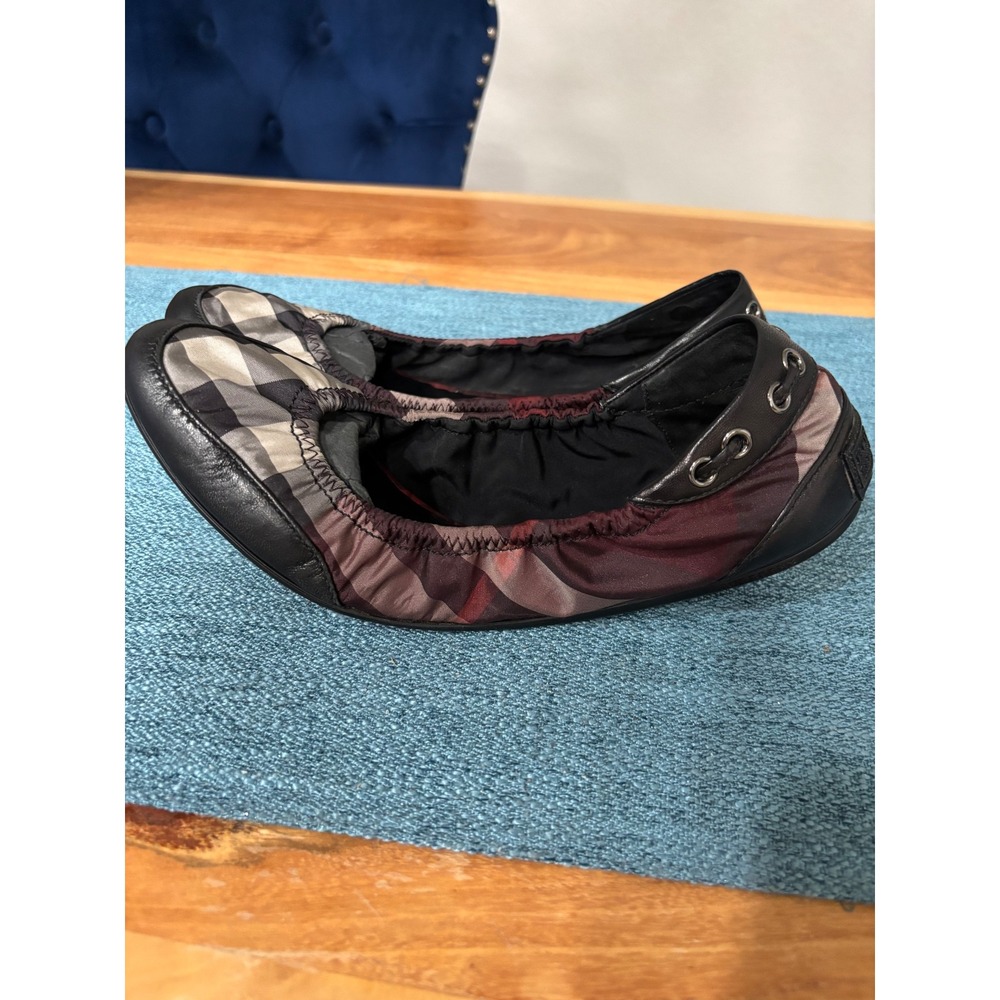Burberry Winter Claret House Check Nylon Ballet Flats Size 40 EUR 9 US - Picture 3 of 7